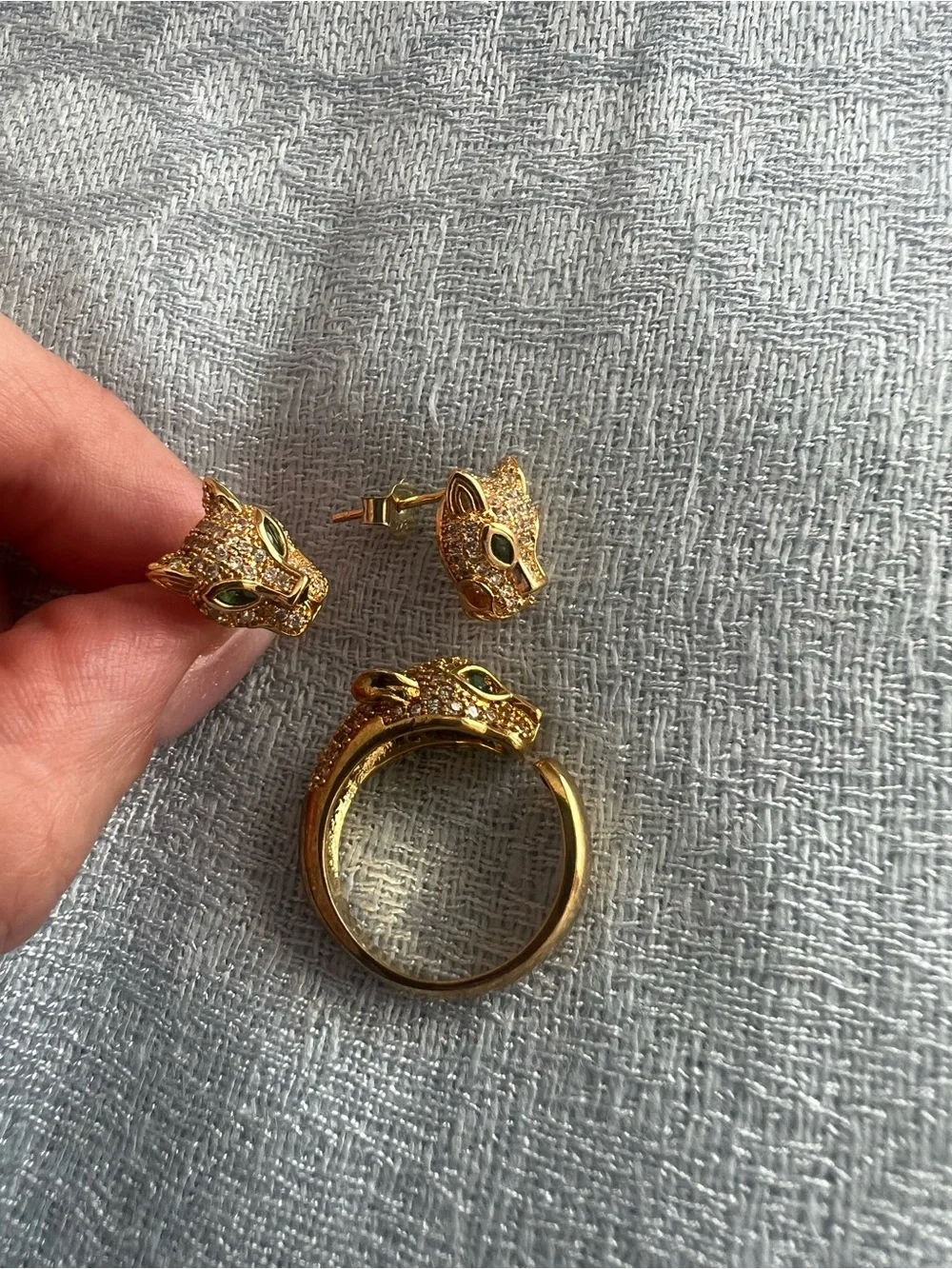 Gold Panther Head Cufflinks and Ring Set - Men's Accessory